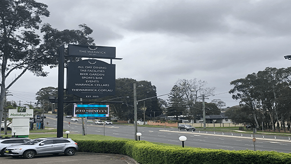 street hanging led digital signage